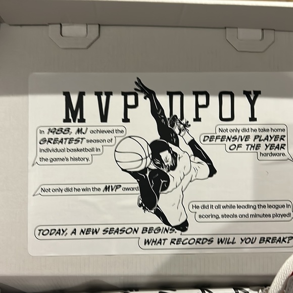 Limited Edition Jordan 1 with lots of Flavor only worn once - Picture 6 of 8